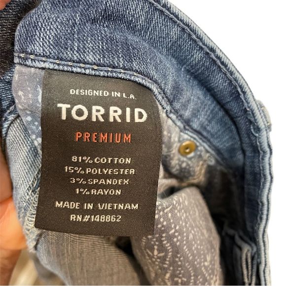 Torrid Premium Jeans Sz 16R - Picture 9 of 10
